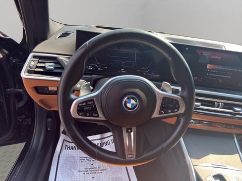 Used 2023 BMW 330e xDrive w/ M Sport Package image 10
