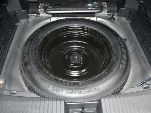 Certified 2024 Nissan Rogue S image 26