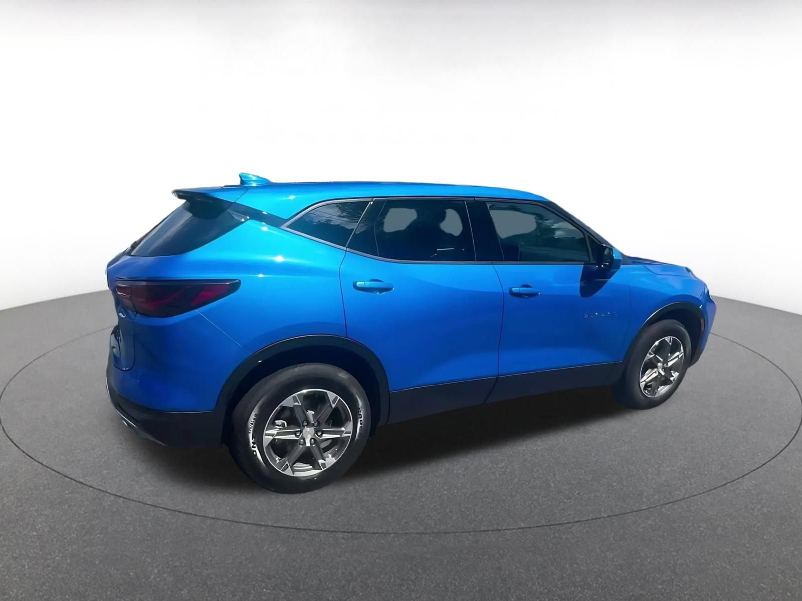 Used 2026 Chevrolet Blazer LT AWD/4WD image 14