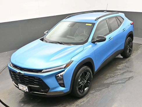 Used 2025 Chevrolet Trax ACTIV FWD image 46