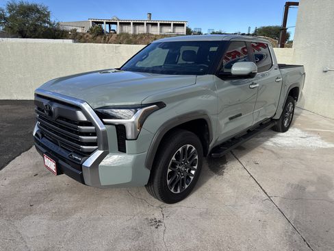 Used 2025 Toyota Tundra Limited image 3