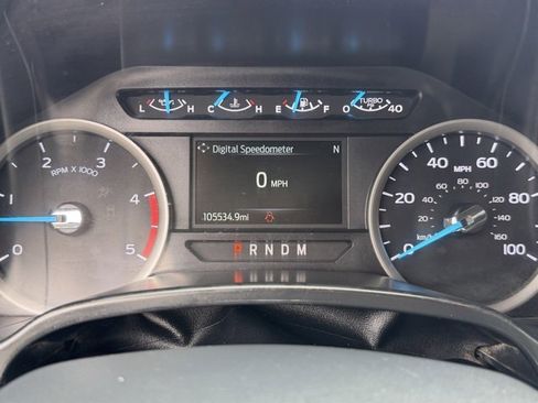 Used 2022 Ford F350 XLT w/ XLT Premium Package image 14