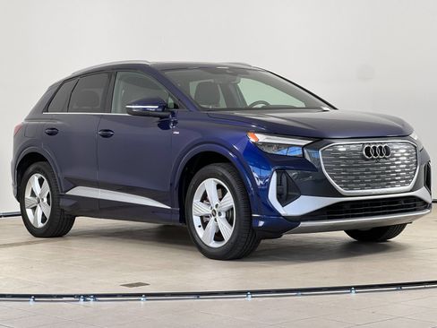 Used 2023 Audi Q4 e-tron Premium Plus w/ Premium Plus AWD/4WD image 8