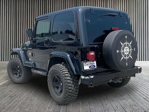 Used 2002 Jeep Wrangler Sahara AWD/4WD image 10