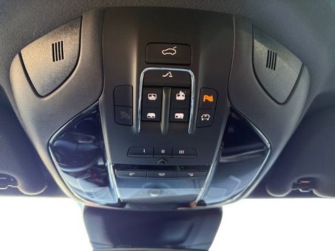 Used 2020 Maserati Levante S image 20