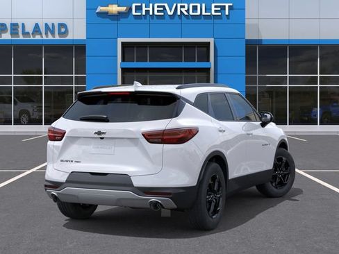 New 2026 Chevrolet Blazer LT w/ Convenience Package AWD/4WD image 4