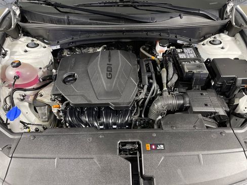 Certified 2025 Hyundai Tucson SEL FWD image 9