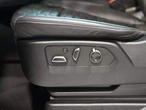 Used 2023 Cadillac Escalade V AWD/4WD image 41