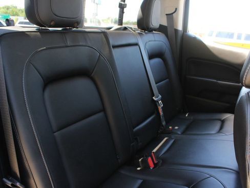 Used 2019 Chevrolet Colorado ZR2 AWD/4WD image 21