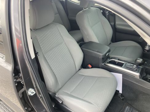 Certified 2023 Toyota Tacoma SR5 image 28
