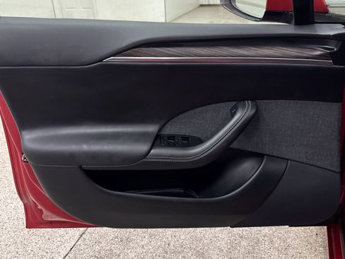 Used 2021 Tesla Model S Long Range image 3