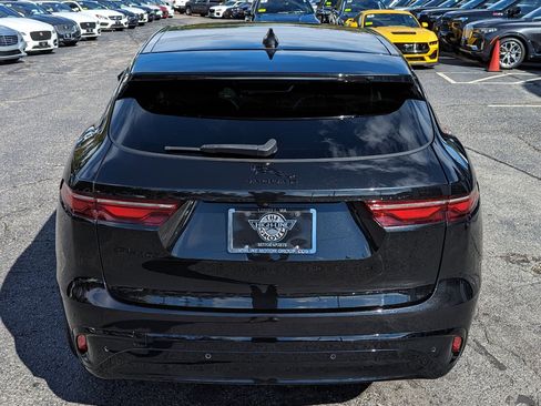 Used 2023 Jaguar F-PACE S image 8