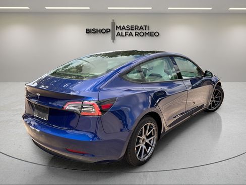 Used 2023 Tesla Model 3 Standard Range RWD image 5