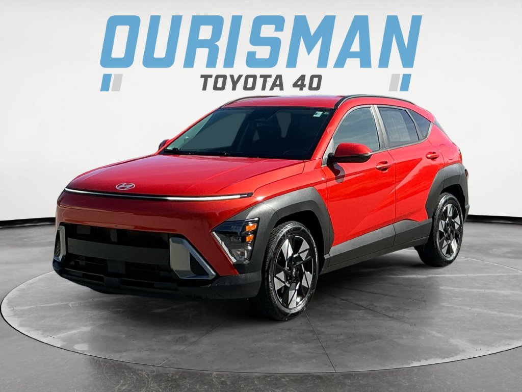 Used 2024 Hyundai Kona SEL FWD image 3