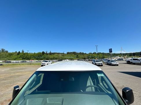 New 2026 Chevrolet Express 2500 w/ Driver Convenience Package RWD image 18