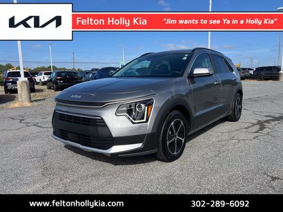 Used 2025 Kia Niro EX