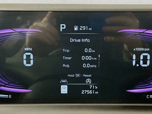 Used 2025 Kia Seltos S image 19