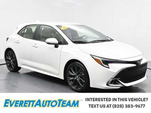Used 2024 Toyota Corolla XSE FWD image 1