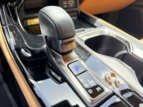 Used 2025 Lexus NX 250 FWD w/ Premium Package image 20