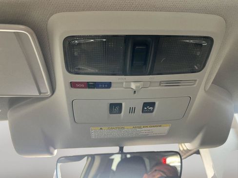 Used 2018 Subaru Forester 2.5i Touring AWD/4WD image 56