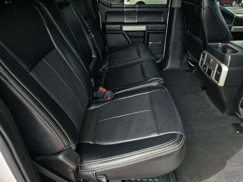 Used 2020 Ford F250 Lariat w/ Lariat Ultimate Package AWD/4WD image 44
