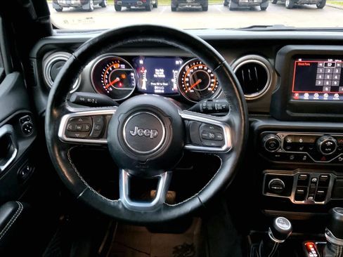 Used 2021 Jeep Wrangler Unlimited Sahara w/ LED Lighting Group image 5