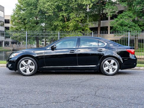 Used 2012 Lexus LS 460 w/ Comfort Pkg RWD image 9