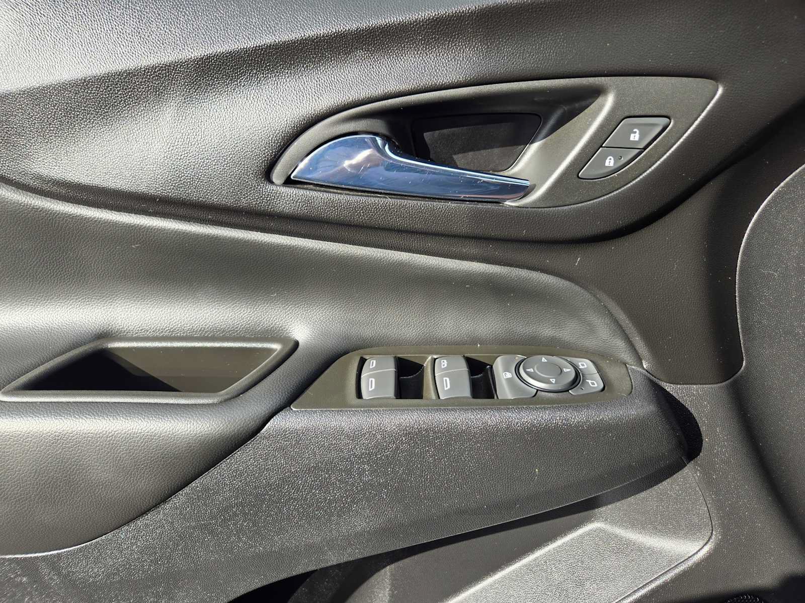 Certified 2023 Chevrolet Equinox LT FWD image 22