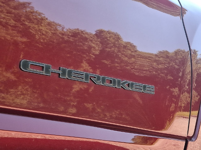 Used 2020 Jeep Cherokee High Altitude AWD/4WD image 31