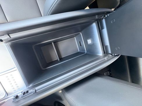 New 2026 Hyundai Ioniq 9 Limited image 37