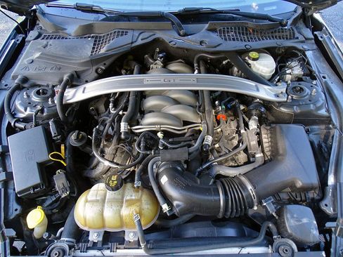 Used 2019 Ford Mustang GT w/ GT Performance Package RWD image 21
