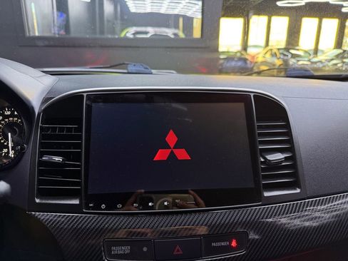 Used 2010 Mitsubishi Lancer Evolution SE image 31