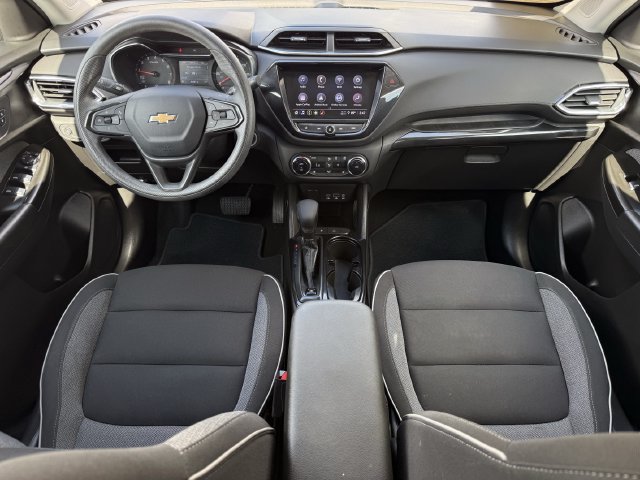 Certified 2022 Chevrolet TrailBlazer LT w/ Convenience Package FWD image 12