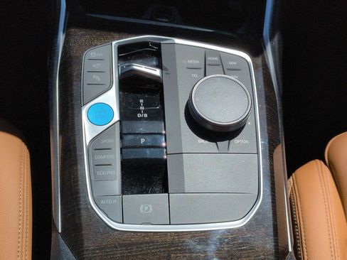 Used 2023 BMW i4 eDrive35 w/ Premium Package image 26