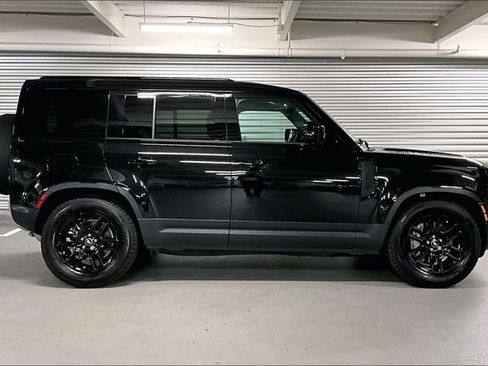 Certified 2025 Land Rover Defender 110 S AWD/4WD image 14