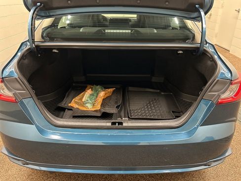 Used 2025 Toyota Camry XSE image 11