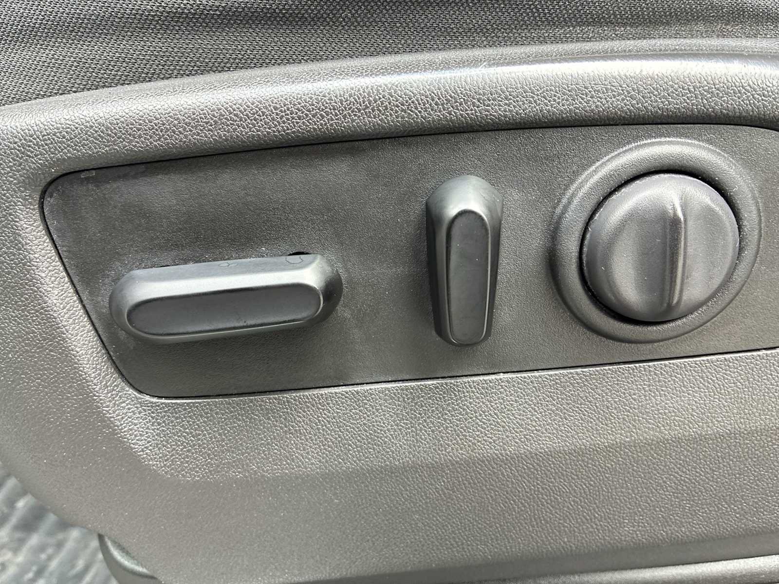 Used 2019 GMC Sierra 1500 SLE AWD/4WD image 14