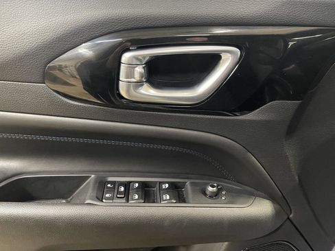 New 2026 Jeep Compass Latitude AWD/4WD image 11