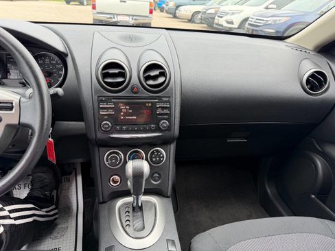 Used 2013 Nissan Rogue S w/ Special Edition Pkg FWD image 25