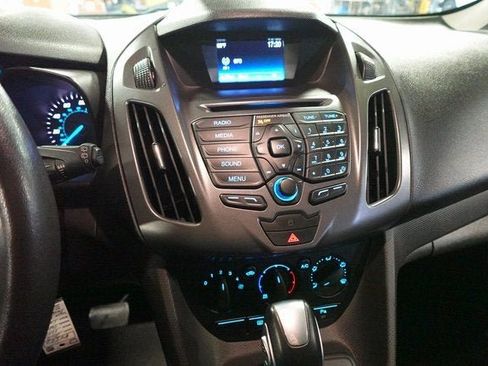 Used 2018 Ford Transit Connect XL image 15