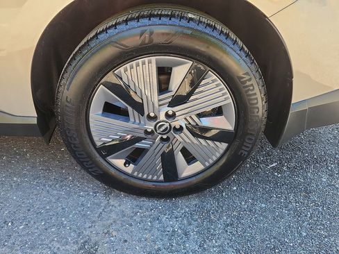 Certified 2026 Nissan Murano SL AWD/4WD image 9