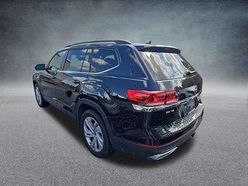 Used 2021 Volkswagen Atlas SE w/ Panoramic Sunroof Package FWD image 4
