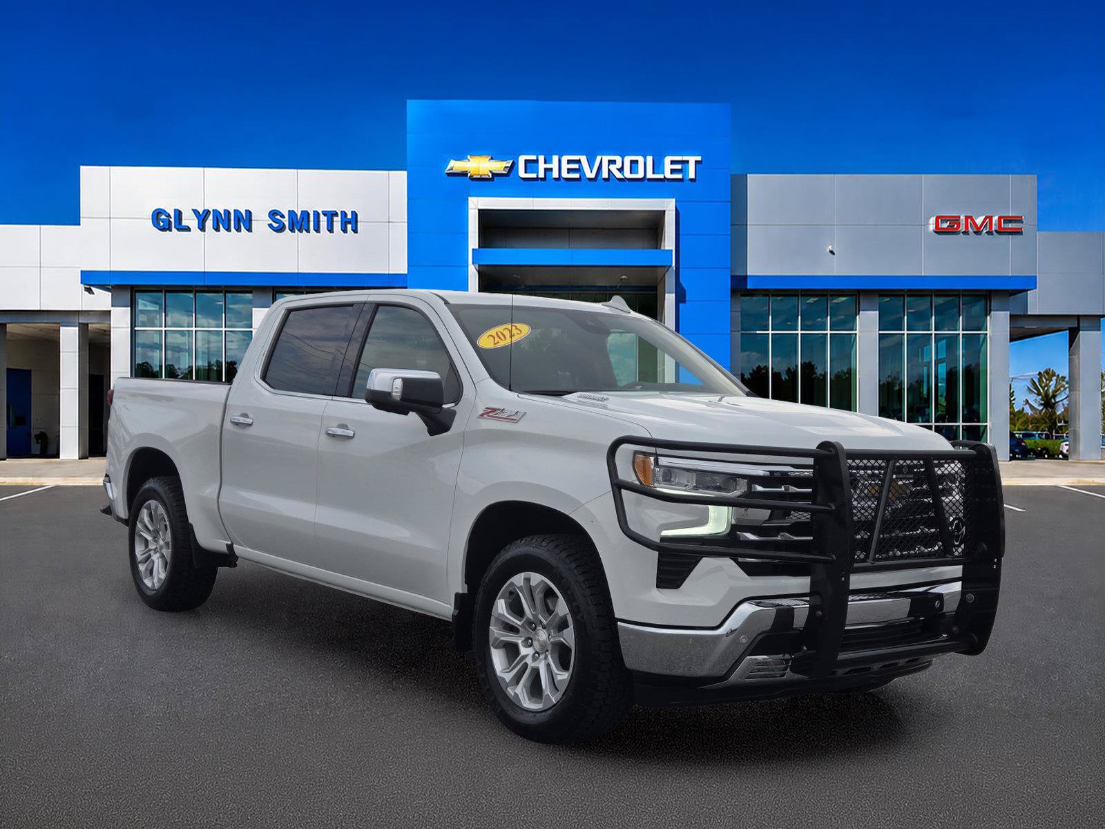 Used 2023 Chevrolet Silverado 1500 LTZ w/ Technology Package AWD/4WD image 5
