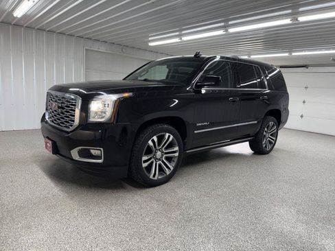 Used 2018 GMC Yukon Denali w/ Denali Ultimate Package AWD/4WD image 4