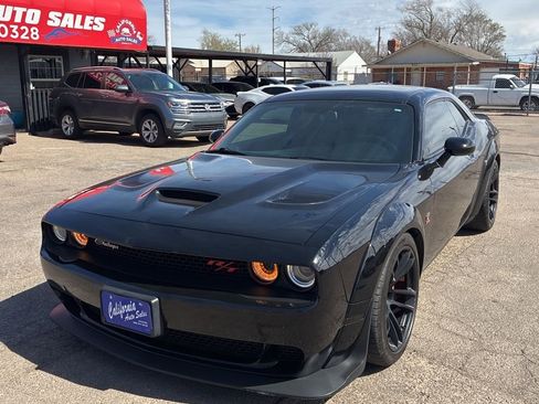 Used 2022 Dodge Challenger R/T Scat Pack image 3