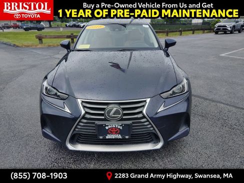 Used 2018 Lexus IS 300 AWD w/ Comfort Package image 2