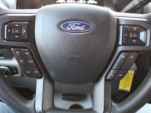 Used 2022 Ford F350 XL w/ Power Equipment Group image 15