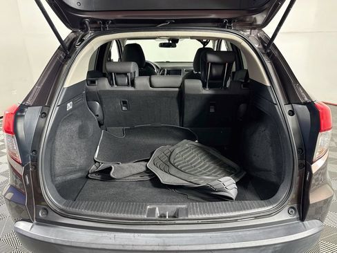 Used 2019 Honda HR-V EX image 25