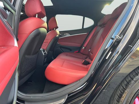 Used 2024 Genesis G70 2.5T w/ Sport Prestige Package image 9