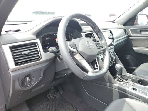 Used 2022 Volkswagen Atlas Cross Sport SE image 15